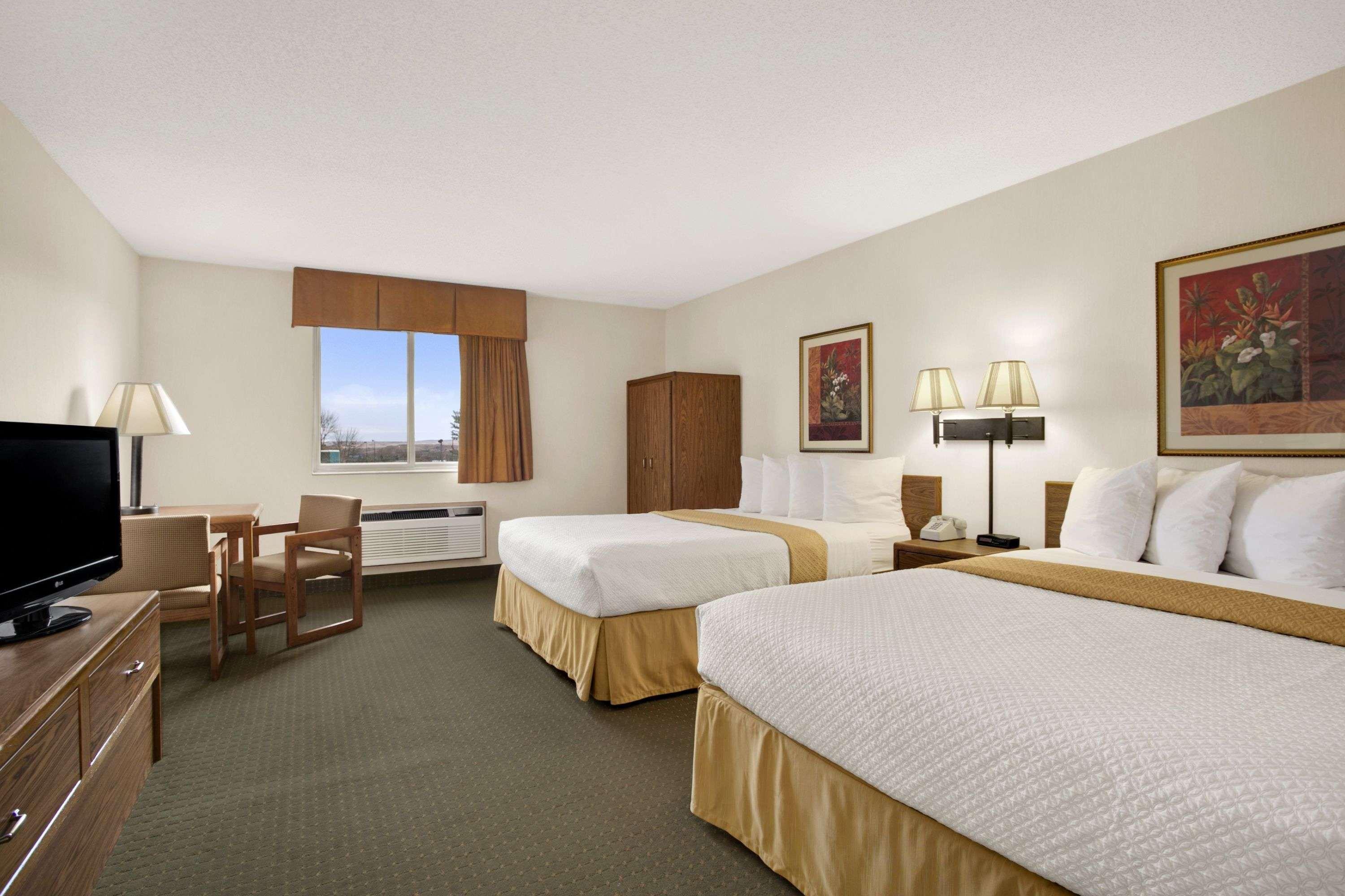 Days Inn By Wyndham Rapid City Esterno foto
