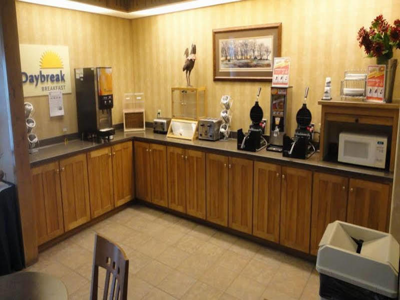 Days Inn By Wyndham Rapid City Esterno foto