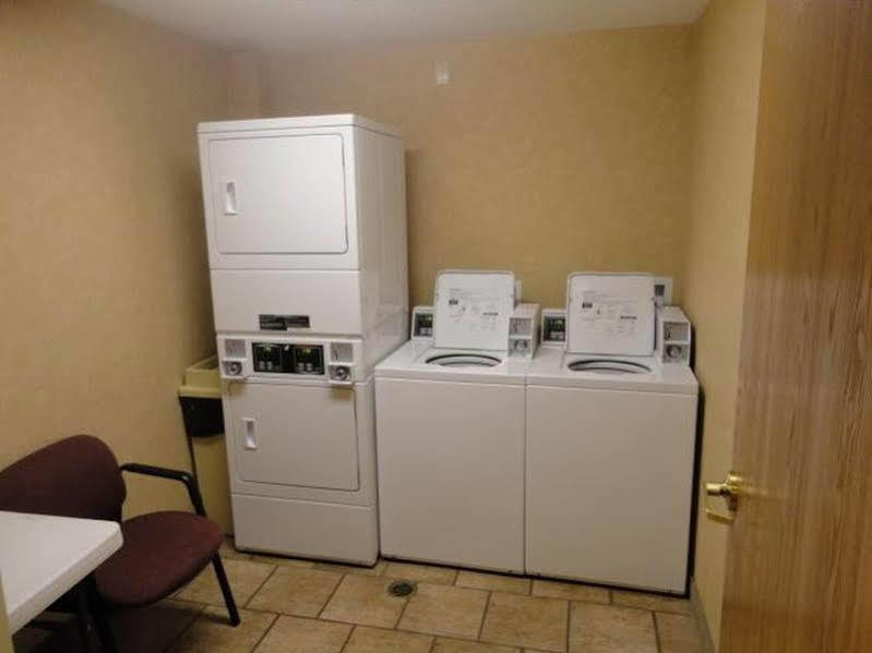 Days Inn By Wyndham Rapid City Esterno foto